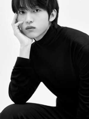 TNX Hwi Debut Photo TNX Hwi Debut Photo