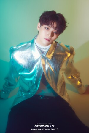GHOST9 Junhyung Arcade: V Teaser GHOST9 Junhyung Arcade: V