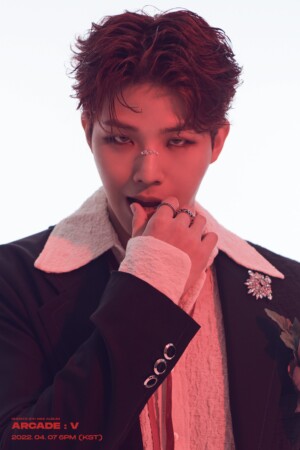 GHOST9 Junhyung Arcade: V Teaser GHOST9 Junhyung Arcade: V