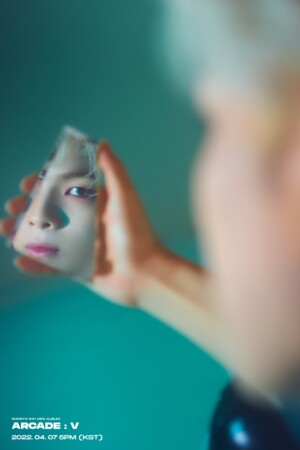 GHOST9 Junseong Arcade: V Teaser GHOST9 Junseong Arcade: V