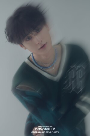 GHOST9 Woojin Arcade: V Teaser GHOST9 Woojin Arcade: V