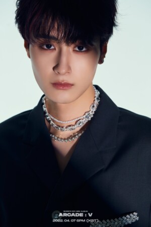 GHOST9 Woojin Arcade: V Teaser GHOST9 Woojin Arcade: V