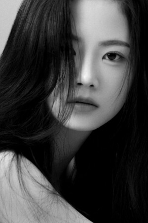 LE SSERAFIM Hong Eunchae Profile