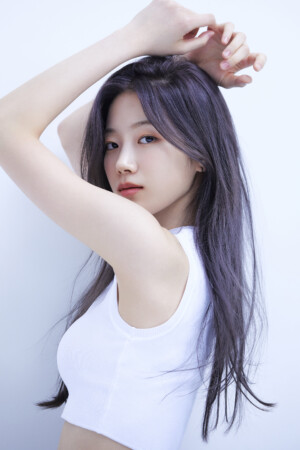 LE SSERAFIM Kazuha Profile LE SSERAFIM Kazuha Profile