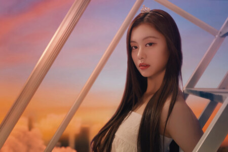 LE SSERAFIM Garam FEARLESS LE SSERAFIM Garam FEARLESS