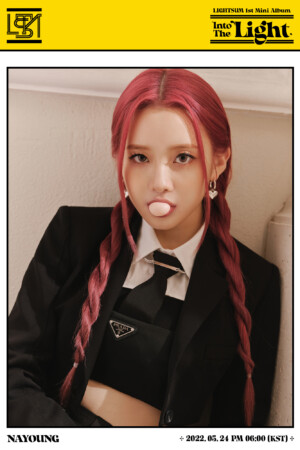 Nayoung LIGHTSUM Into the Light Teaser The Class ver. Nayoung LIGHTSUM Into the Light Teaser The Class ver.
