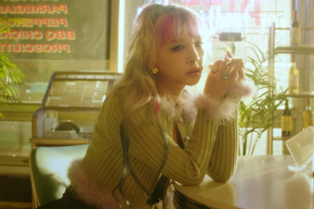 Jiwoo KARD Ring the Alarm Jiwoo KARD Ring the Alarm