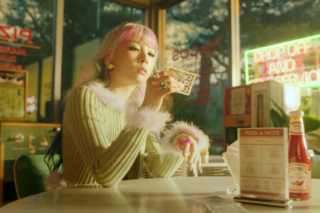 Jiwoo KARD Ring the Alarm Jiwoo KARD Ring the Alarm