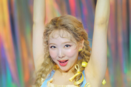 NAYEON POP! MV NAYEON POP!