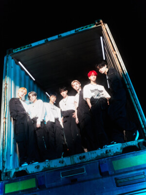 ENHYPEN MANIFESTO: DAY 1 Teaser Concept D Ver. Group ENHYPEN MANIFESTO: DAY 1 Teaser Concept D Ver. Group