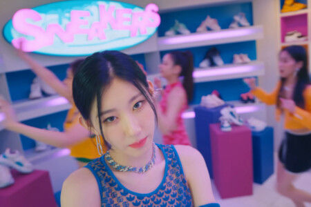 Chaeryeong ITZY Sneakers Chaeryeong Sneakers