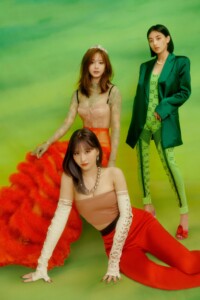 TWICE Cosmopolitan July 2022 Pictorial TWICE Cosmopolitan July 2022 Pictorial