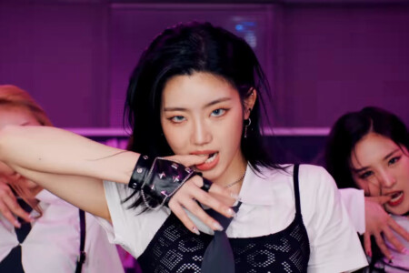 TRI.BE Hyunbin Kiss TRI.BE Hyunbin Kiss