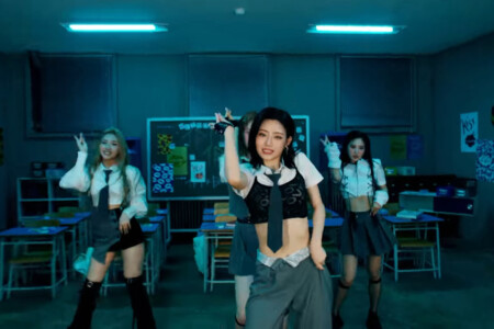 TRI.BE Hyunbin Kiss TRI.BE Hyunbin Kiss