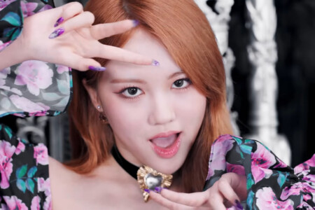 TRI.BE Jia Kiss TRI.BE Jia Kiss