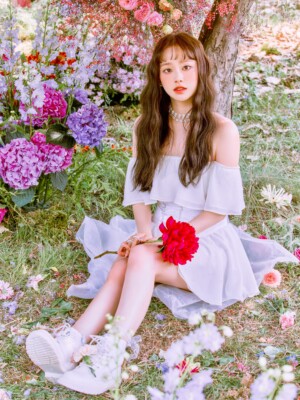 LOONA Chuu Flip That Concept 2 LOONA Chuu Flip That Concept 2