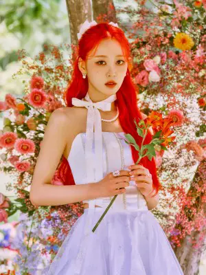 LOONA Yves Flip That Concept 2