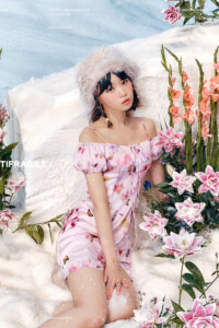 Chaewon LE SSERAFIM Antifragile Teaser - Frozen Aquamarine Chaewon LE SSERAFIM Antifragile Teaser Frozen Aquamarine