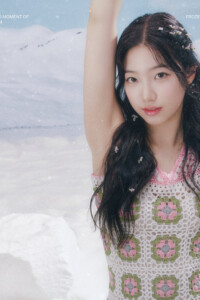 Kazuha LE SSERAFIM Antifragile Teaser - Frozen Aquamarine Kazuha LE SSERAFIM Antifragile Teaser Frozen Aquamarine