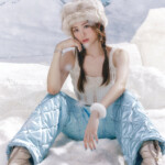 Yunjin LE SSERAFIM Antifragile Teaser - Frozen Aquamarine Yunjin LE SSERAFIM Antifragile Teaser Frozen Aquamarine
