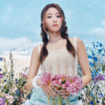 Yunjin LE SSERAFIM Antifragile Teaser - Frozen Aquamarine Yunjin LE SSERAFIM Antifragile Teaser Frozen Aquamarine