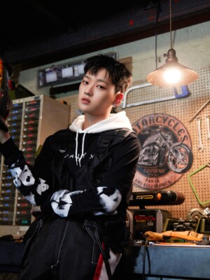 Seokhwa WEi Love Pt.2 : Passion Teaser Seokhwa WEi Love Pt.2 : Passion Teaser