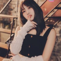 Momo TWICE Season's Greetings 2023