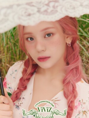 VIVIZ Umji 2023 Season's Greetings VIVIZ Umji 2023 Season's Greetings