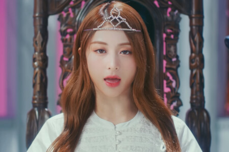 LE SSERAFIM Yunjin LE SSERAFIM Yunjin Fearless Japanese ver.