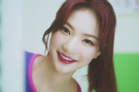 STAYC Isa STAYC Isa Teddy Bear