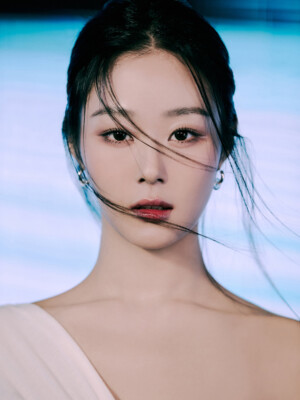 Cherry Bullet Chaerin Cherry Dash Teaser Runway ver. Cherry Bullet Chaerin Cherry Dash Teaser Runway ver.
