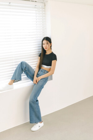 LE SSERAFIM Kazuha Calvin Klein 2023 SS LE SSERAFIM Kazuha Calvin Klein 2023 SS