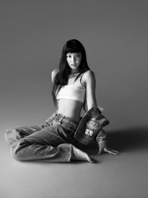 Jennie Calvin Klein Spring 2023 Jennie Calvin Klein Spring 2023