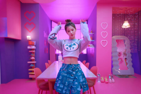 Sullyoon NMIXX Young, Dumb, Stupid Sullyoon NMIXX