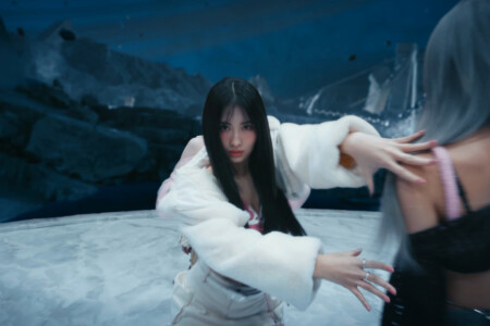 TWICE Momo Set Me Free MV Teaser TWICE Momo Set Me Free MV Teaser