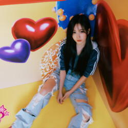 NMIXX Haewon Young, Dumb, Stupid NMIXX Haewon