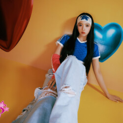 NMIXX Jiwoo Young, Dumb, Stupid NMIXX Jiwoo