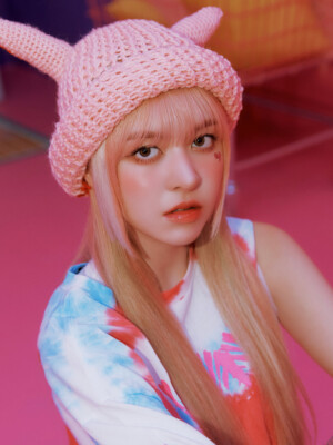 NMIXX Lily