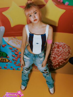NMIXX Lily