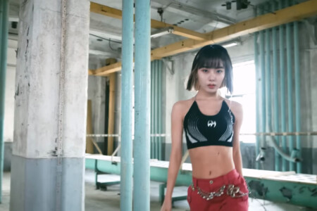 Chi.u X:IN Keeping the Fire Chi.u X:IN Keeping the Fire