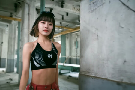 X:IN Chi.u Keeping the Fire MV Teaser X:IN Chi.u Keeping the Fire MV Teaser