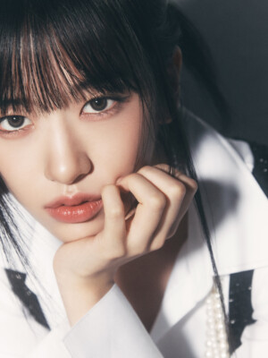 IVE Yujin I'VE IVE Concept IVE Yujin I'VE IVE Concept