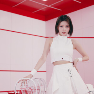 IVE Gaeul Wave Teaser IVE Gaeul Wave Teaser