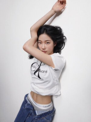 Kazuha Calvin Klein Jeans Spring 2023 UHD LE SSERAFIM Kazuha Calvin Klein Jeans Spring 2023 UHD