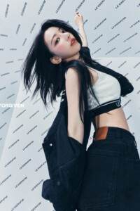LE SSERAFIM Sakura UNFORGIVEN Teaser Concept Dewy Sage ver. LE SSERAFIM Sakura UNFORGIVEN Teaser Concept Dewy Sage ver.