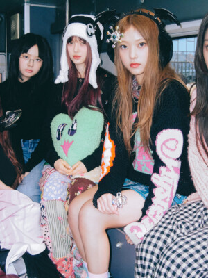 Newjeans OMG Teaser Group Newjeans OMG Teaser Group