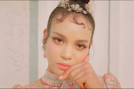 NVee BLACKSWAN Karma NVee BLACKSWAN Karma