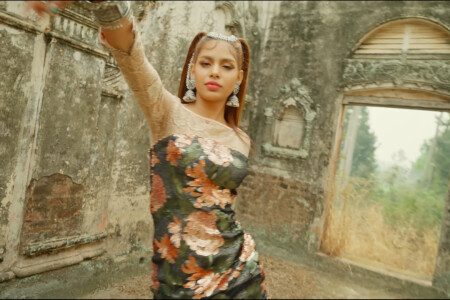 Sriya BLACKSWAN Karma Sriya BLACKSWAN Karma