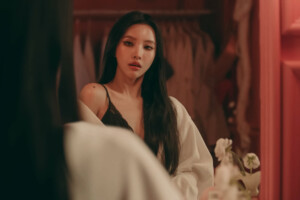 Soyeon (G)I-DLE Queencard Soyeon (G)I-DLE Queencard