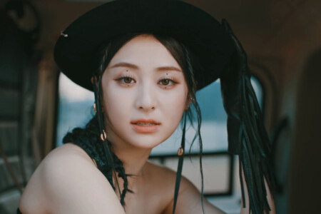 Yunjin LE SSERAFIM Unforgiven LE SSERAFIM Unforgiven Yunjin